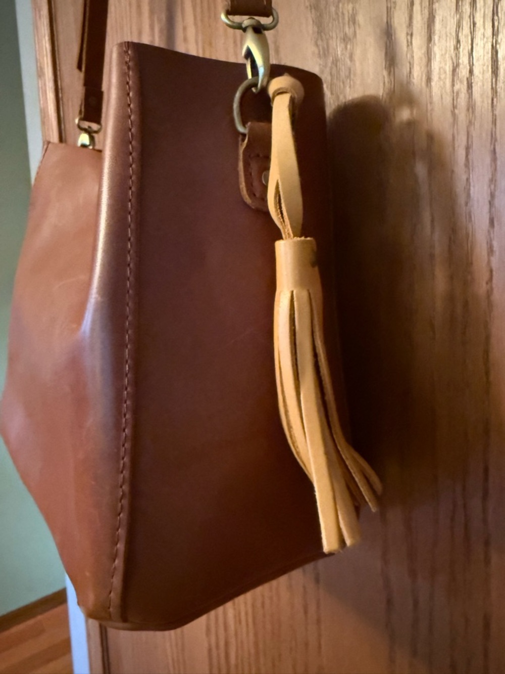 Portland Leather Butterfly Bucket Bag Honey Full Grain Leather Boho Classic - Picture 3 of 15